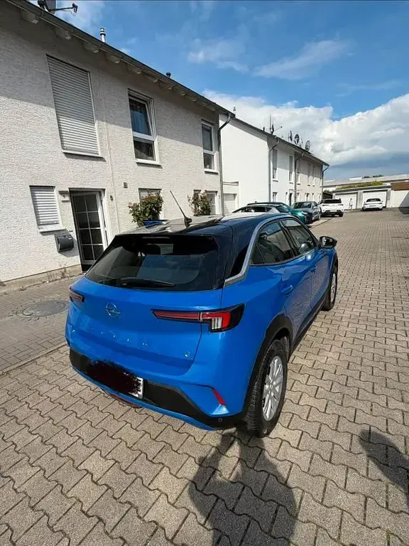 Gebraucht Opel Mokka-e Elegance 100 kW (136 PS) 2022 Blau SUV