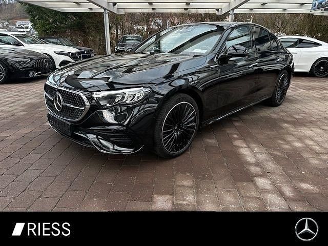 Gebraucht Mercedes E300 AMG 313 PS (230 kW) 2025 Schwarz Limousine