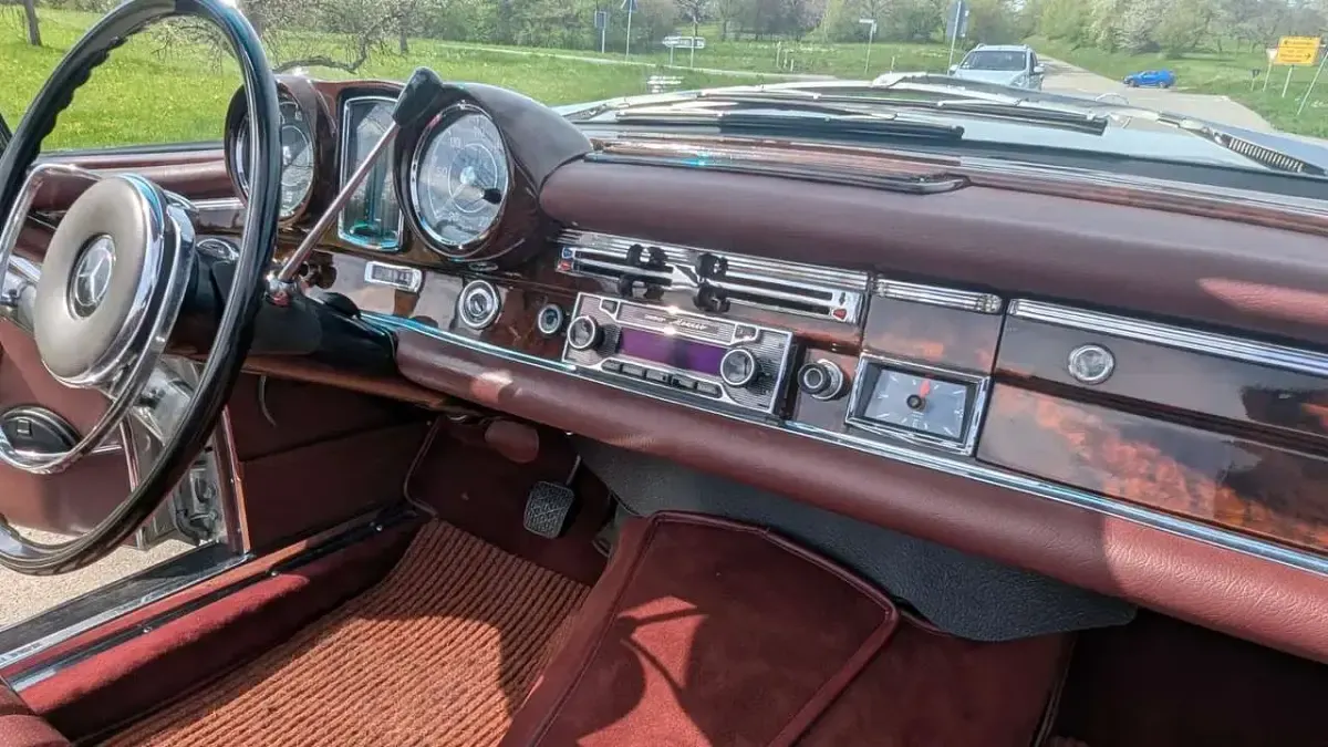Gebraucht Mercedes 250 SE 150 PS (110 kW) 1967 Silber Cabrio