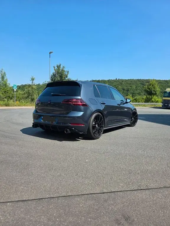 Gebraucht VW Golf VII GTI 370 PS (272 kW) 2017 Limousine