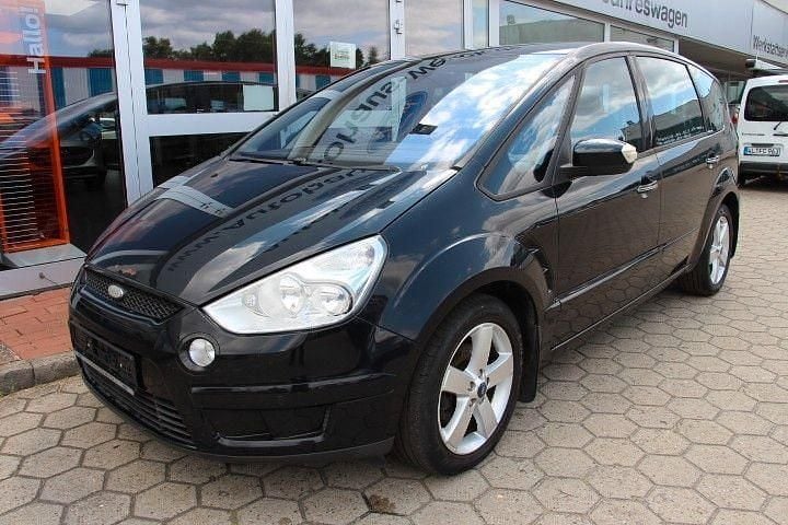 Gebraucht Ford S-MAX Titanium 140 PS (102 kW) 2009 Schwarz Van / Kleinbus