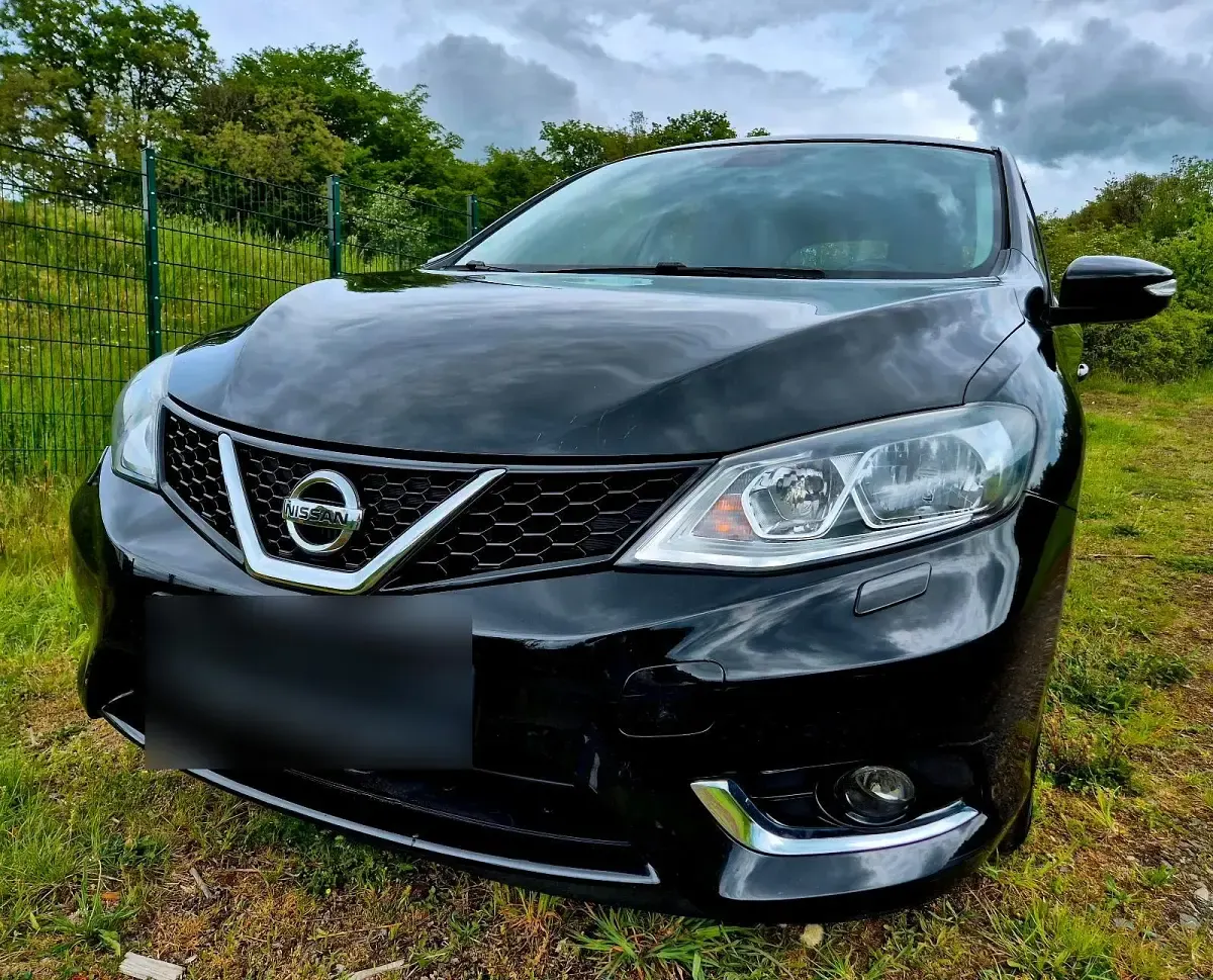 Gebraucht Nissan Pulsar 116 PS (85 kW) 2015 Schwarz Kleinwagen