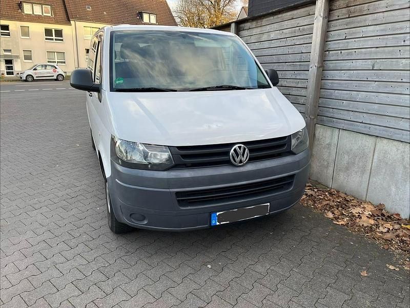 Weiß Gebraucht 2010 VW T5 Van | 9.400 € (Fairer Preis) - Bild 1/4