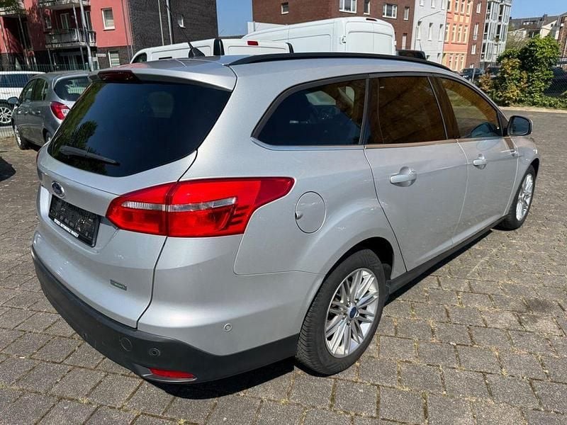Gebraucht Ford Focus Cool & Connect 125 PS (91 kW) 2018 Silber Kombi