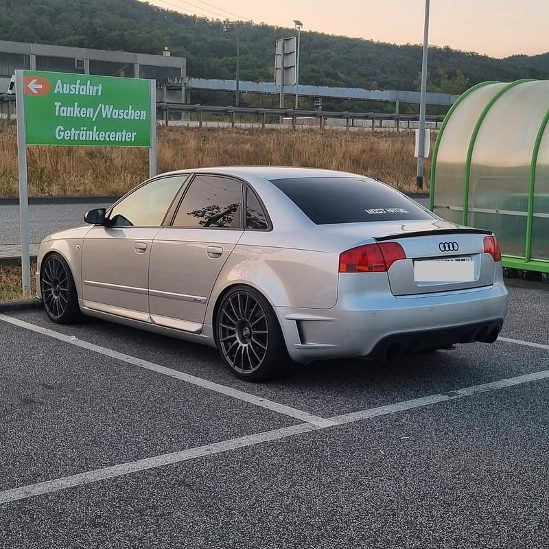 Gebraucht Audi A4 220 PS (161 kW) 2005 Silber Limousine