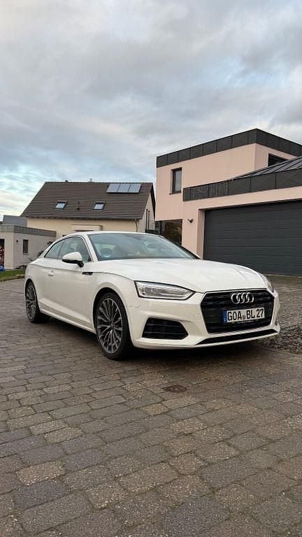 Weiß Gebraucht 2017 Audi A5 Sport Coupé | 17.900 € (Guter Preis) - Bild 1/4