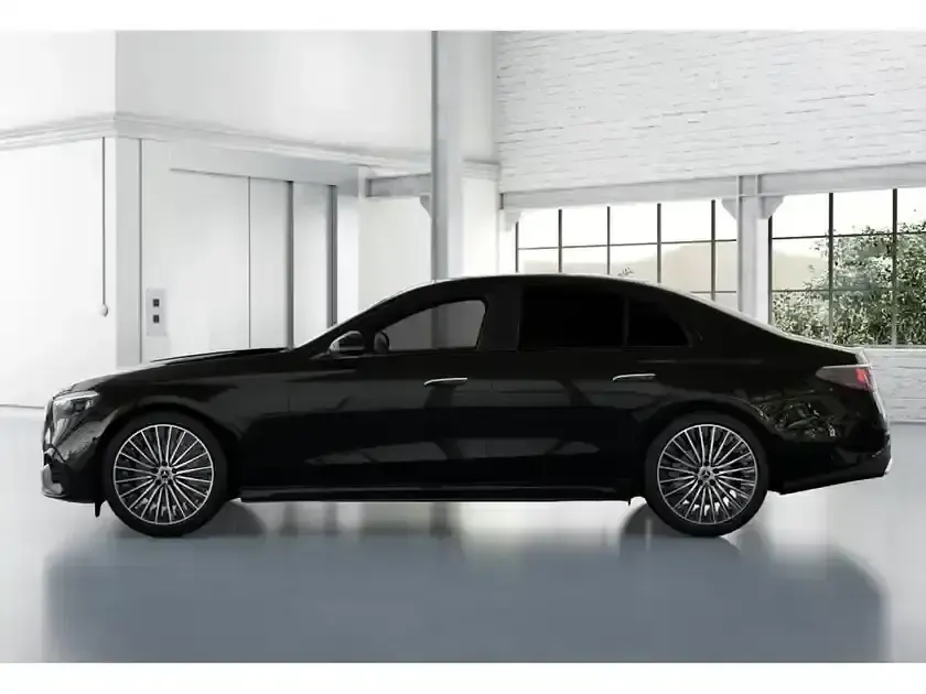 Gebraucht Mercedes E200 AMG 204 PS (150 kW) 2025 Schwarz metalliclack obsidians Limousine