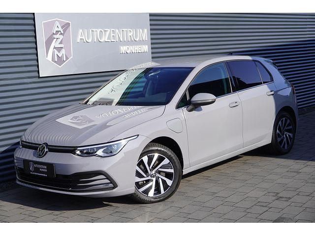 Gebraucht 2020 VW Golf GTE Limousine | 26.168 € (Teuer) - Bild 1/4