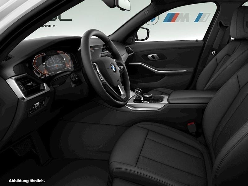 Gebraucht BMW 330 265 PS (194 kW) 2020 Weiß Limousine