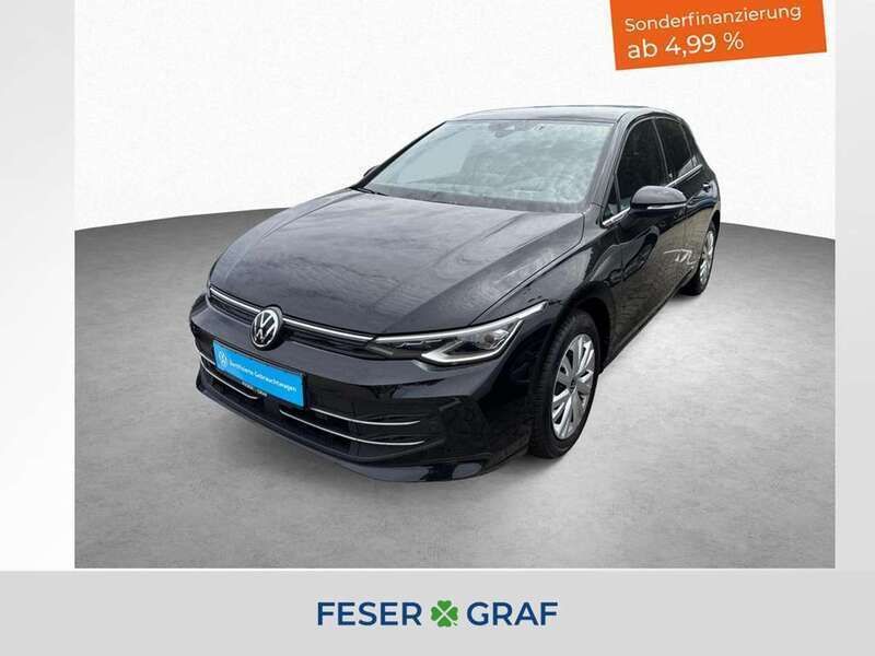 Grenadillschwarz metallic Gebraucht 2024 VW Golf VIII Style Limousine | 29.750 € (Fairer Preis) - Bild 1/4
