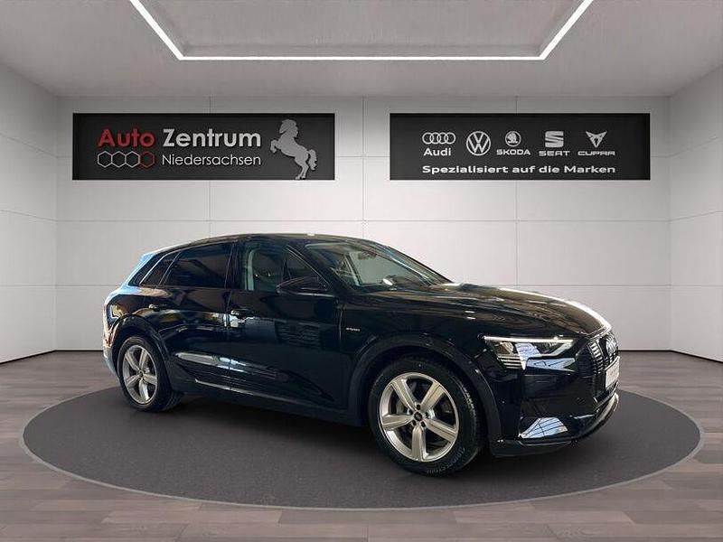 Schwarz Gebraucht 2022 Audi e-tron Advanced SUV | 37.970 € (Guter Preis) - Bild 1/4