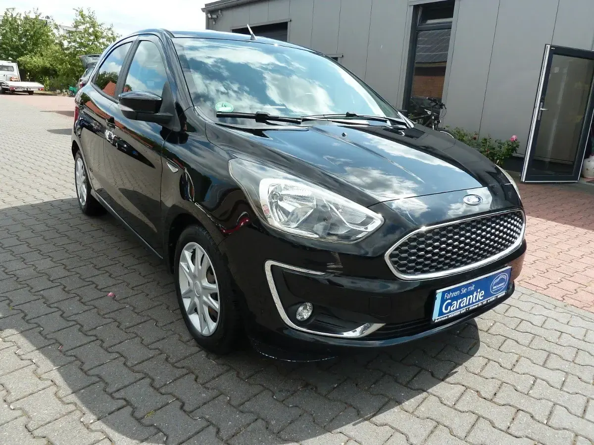 Gebraucht Ford Ka Plus Cool & Connect 86 PS (63 kW) 2019 Schwarz Kleinwagen