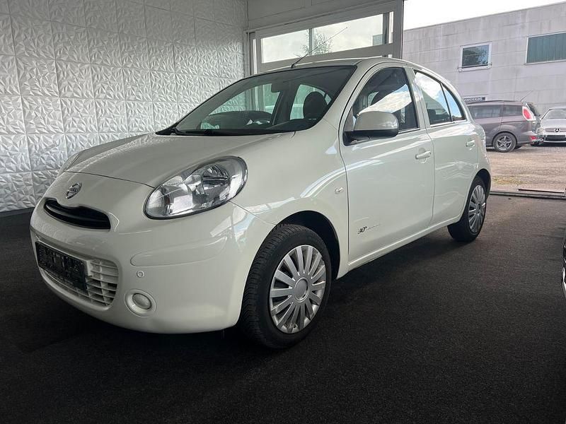 Weiß Gebraucht 2013 Nissan Micra Limousine | 7.980 € (Teuer) - Bild 1/4