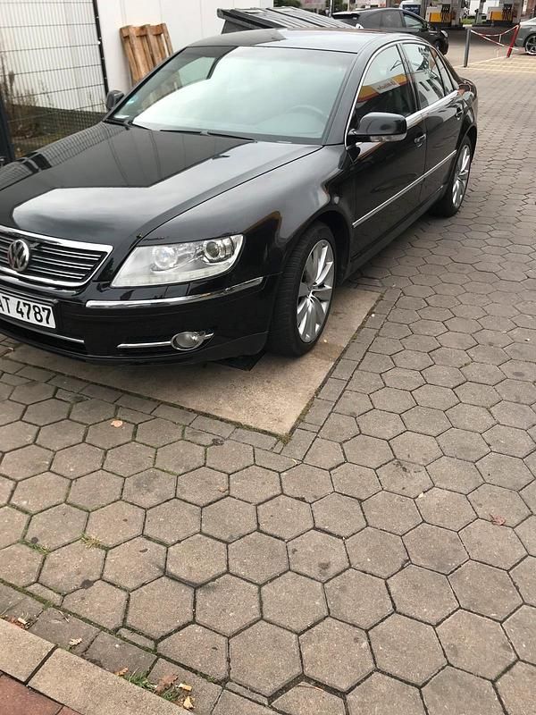 Schwarz Gebraucht 2009 VW Phaeton Limousine | 5.900 € (Fairer Preis) - Bild 1/4