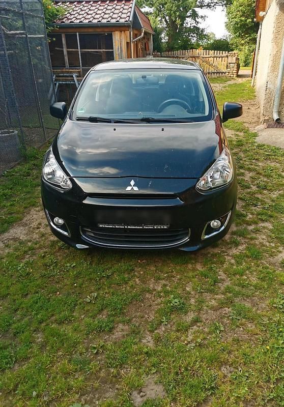 Schwarz Gebraucht 2014 Mitsubishi Space Star Kleinwagen | 2.100 € (Superpreis) - Bild 1/4