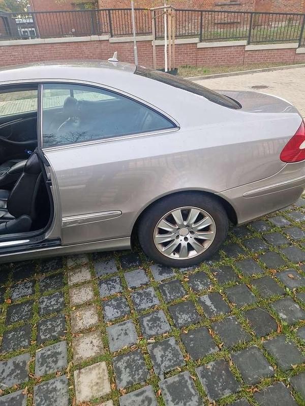 Gebraucht Mercedes CLK200 Elegance 184 PS (135 kW) 2008 Coupé