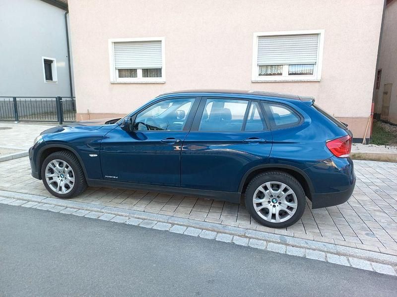 Gebraucht BMW X1 143 PS (105 kW) 2010 Blau SUV