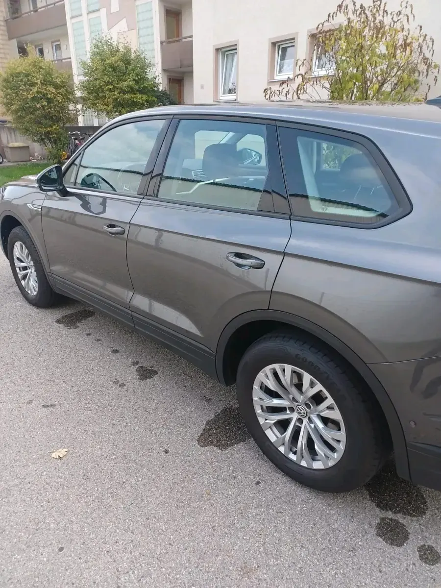 Gebraucht VW Touareg 241 PS (177 kW) 2019 SUV