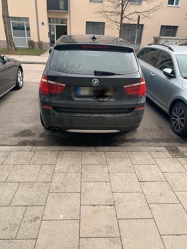 Gebraucht BMW X3 184 PS (135 kW) 2011 Schwarz SUV