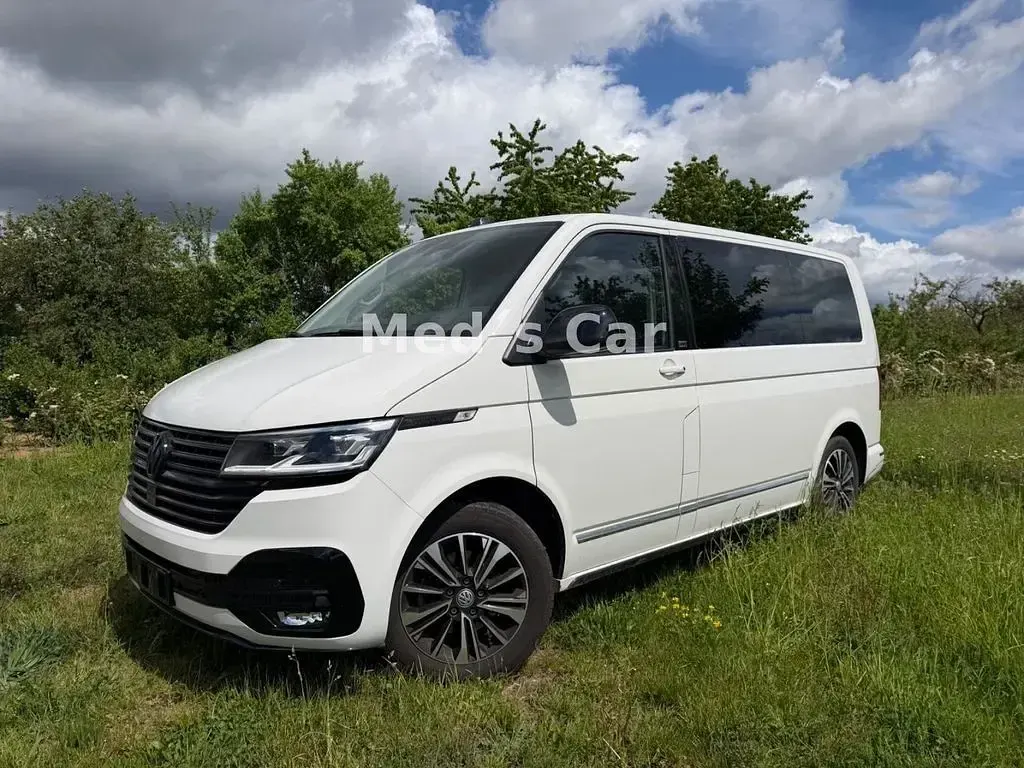 Gebraucht VW Multivan Generation Six 150 PS (110 kW) 2021 Weiß Van / Kleinbus