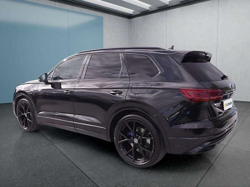 Schwarz Gebraucht 2023 VW Touareg R SUV | 69.349 € (Fairer Preis) - Bild 1/4