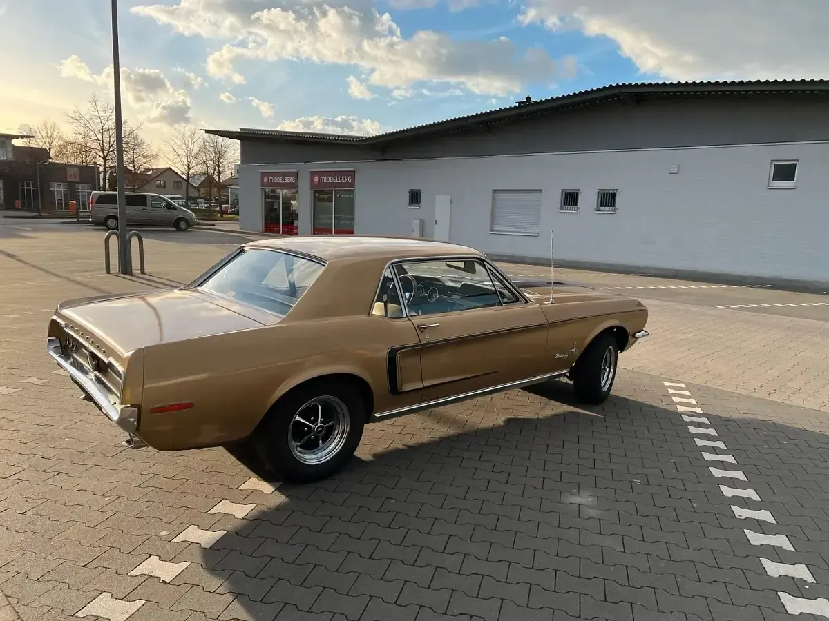 Gebraucht Ford V8 200 PS (147 kW) 1968 Gold Coupé