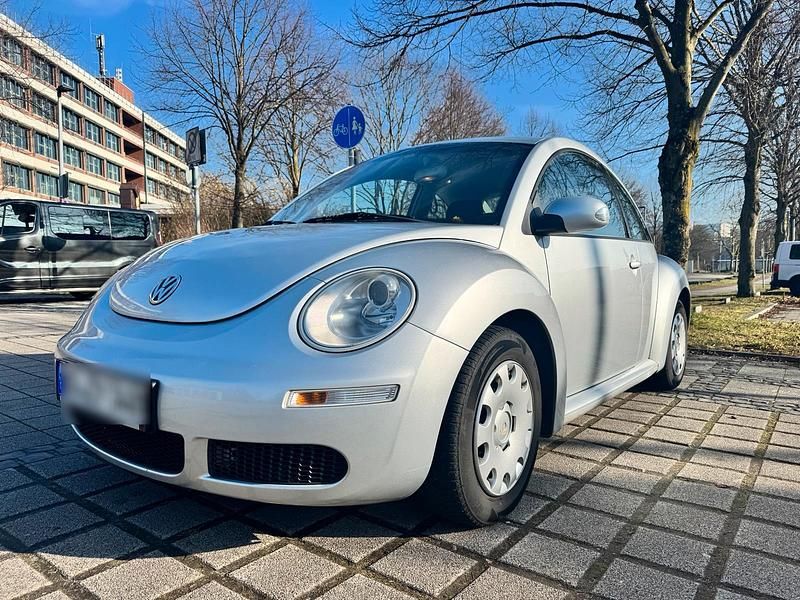 Gebraucht VW New Beetle 105 PS (77 kW) 2006 Silber Kleinwagen