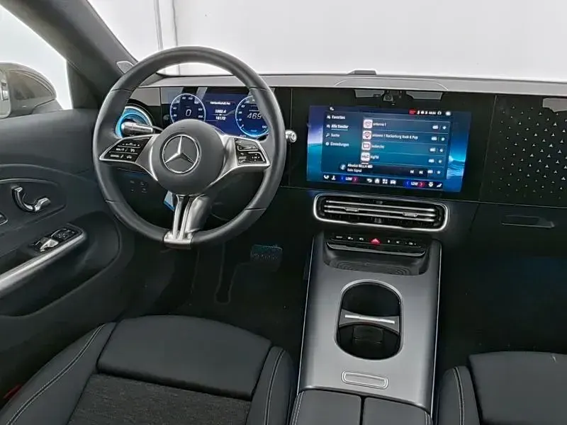 Gebraucht Mercedes CLA 250+ Progressive 200 kW (272 PS) 2025 Schwarz Limousine