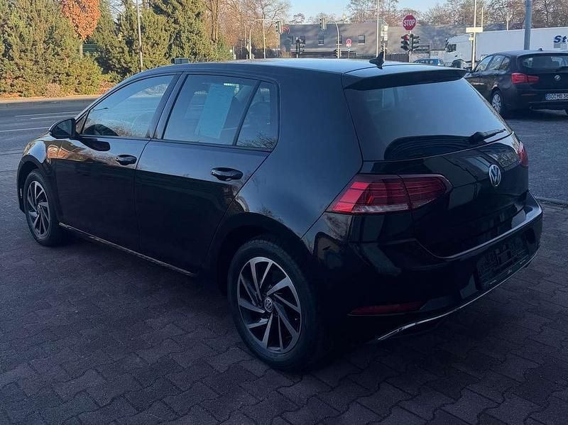 Gebraucht VW Golf VII Join 150 PS (110 kW) 2018 Deep black perleffekt Kleinwagen