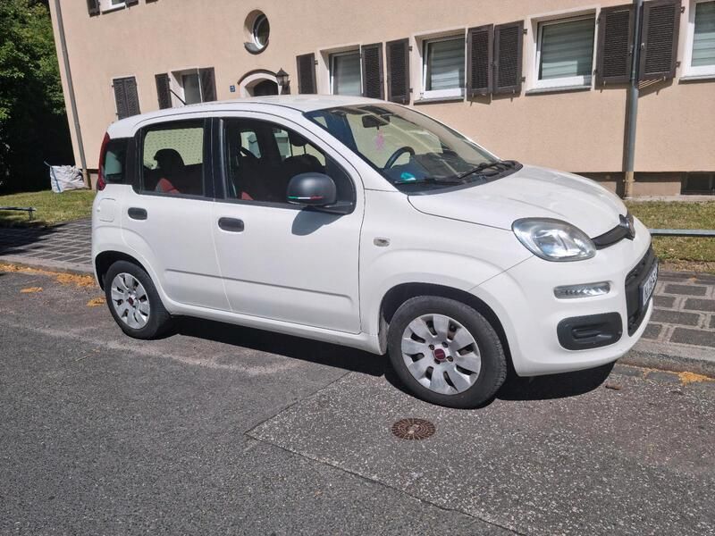 Weiß Gebraucht 2012 Fiat Panda Kleinwagen | 2.800 € (Etwas zu teuer) - Bild 1/4