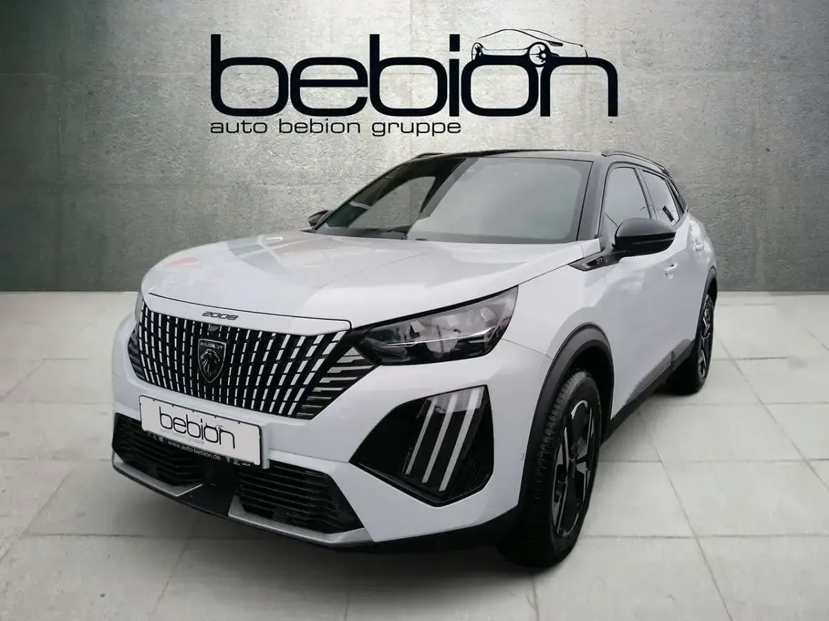 Gebraucht Peugeot 2008 GT 131 PS (96 kW) 2023 SUV