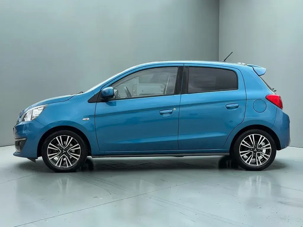 Gebraucht Mitsubishi Space Star Edition 80 PS (58 kW) 2018 Atollblau (p) Kleinwagen