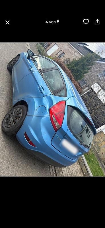 Gebraucht Ford Fiesta 90 PS (66 kW) 2009 Blau Kleinwagen
