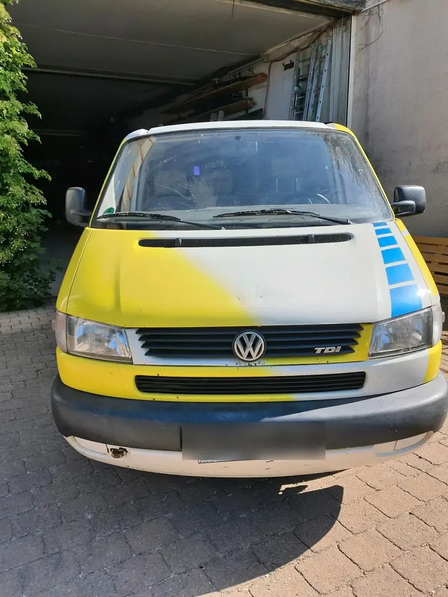 Gebraucht VW T4 102 PS (75 kW) 1996 Weiß Van
