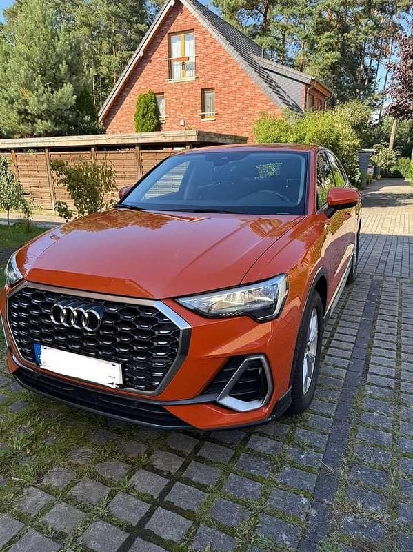Orange Gebraucht 2020 Audi Q3 Sportback S-Line SUV | 23.400 € (Superpreis) - Bild 1/4