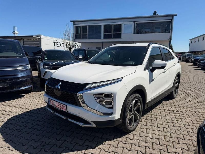 Gebraucht Mitsubishi Eclipse Cross Plus 98 PS (72 kW) 2024 Weiß SUV