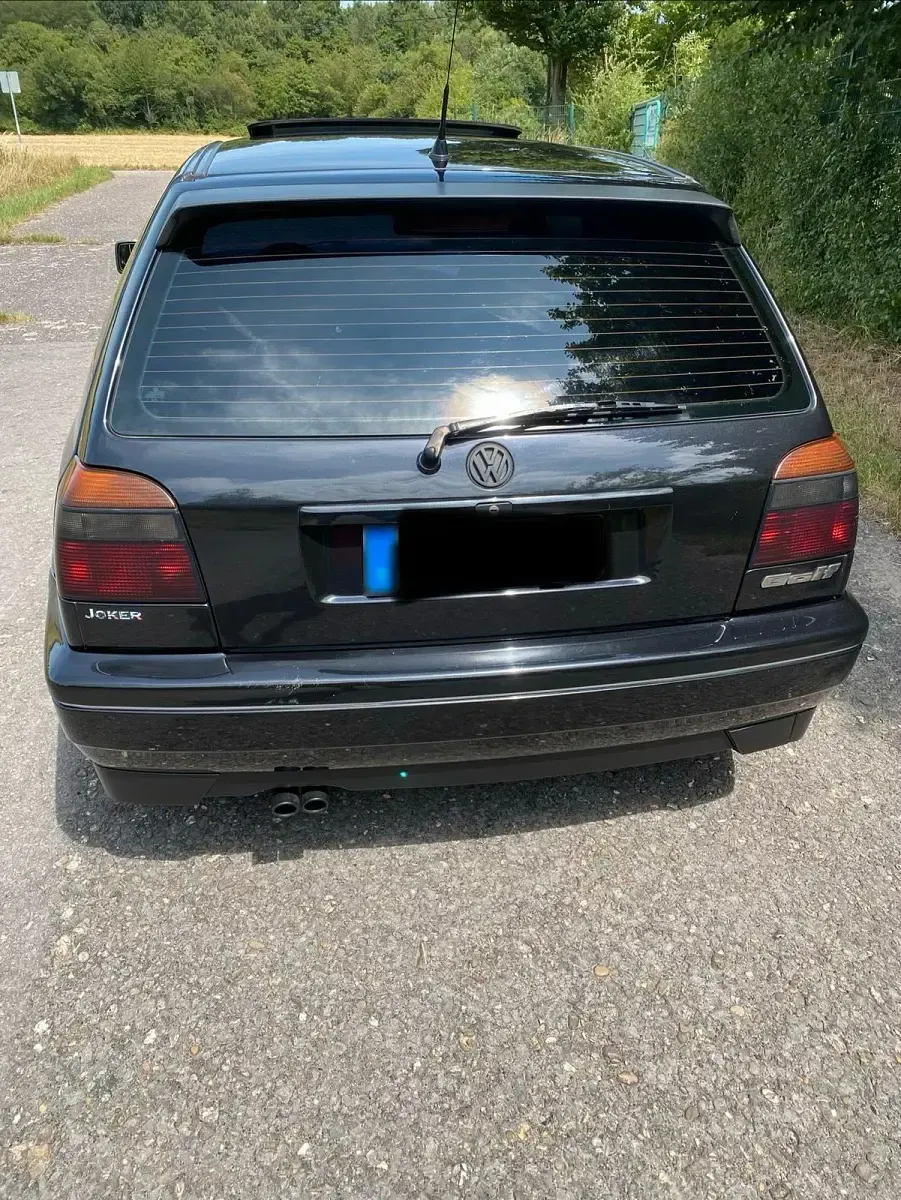 Gebraucht VW Golf III 75 PS (55 kW) 1997 Schwarz Limousine