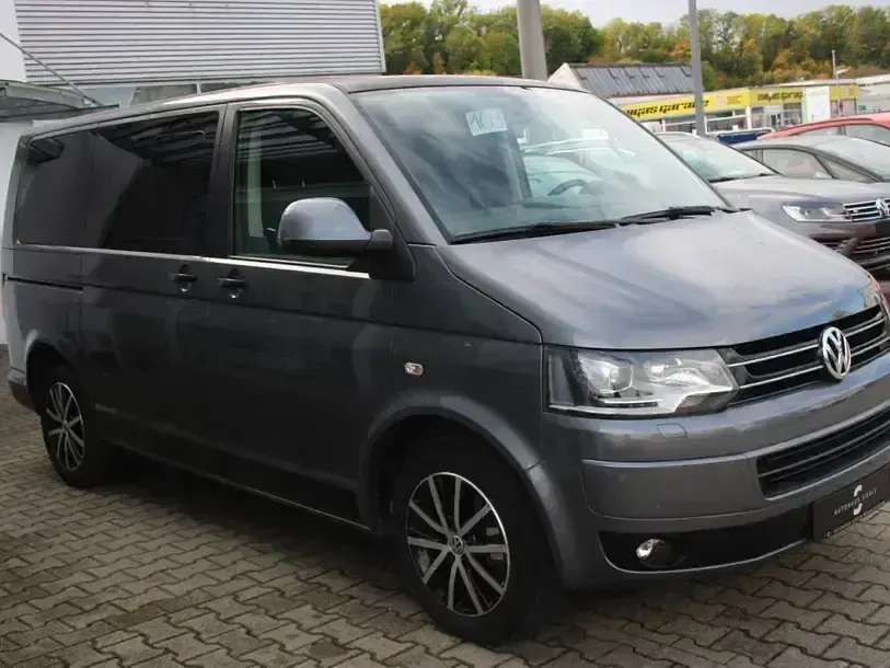 Gebraucht VW Multivan Edition 179 PS (131 kW) 2015 Grau Van / Kleinbus