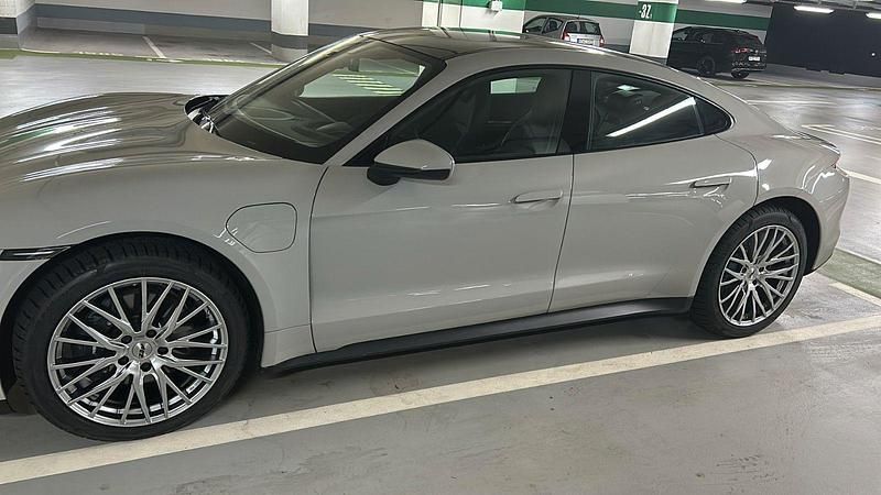 Gebraucht Porsche Taycan Performance Package 350 kW (476 PS) 2022 Coupé