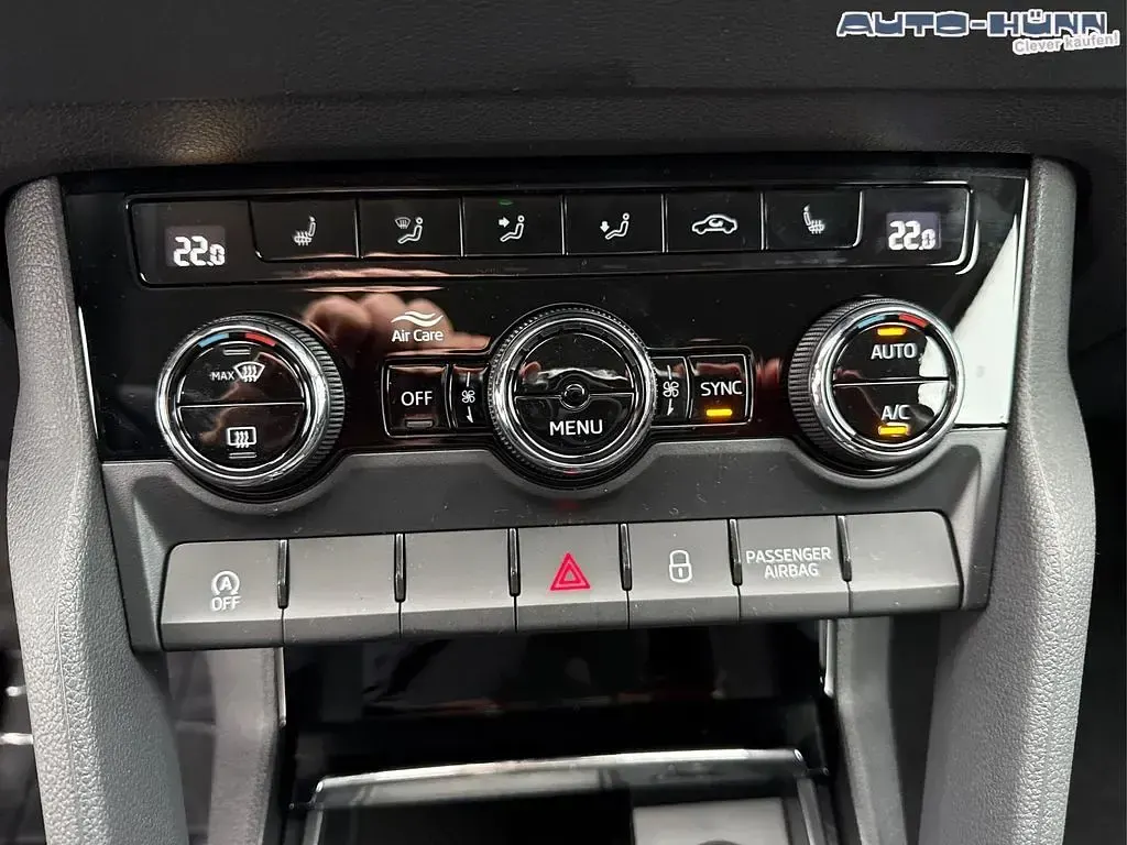 Neu Skoda Karoq Selection 150 PS (110 kW) 2026 Smokey diomond metallic SUV