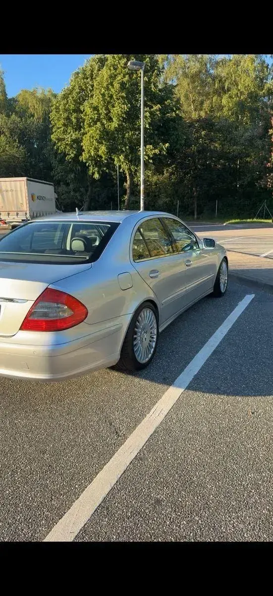 Gebraucht Mercedes E280 Classic 231 PS (169 kW) 2006 Silber Limousine