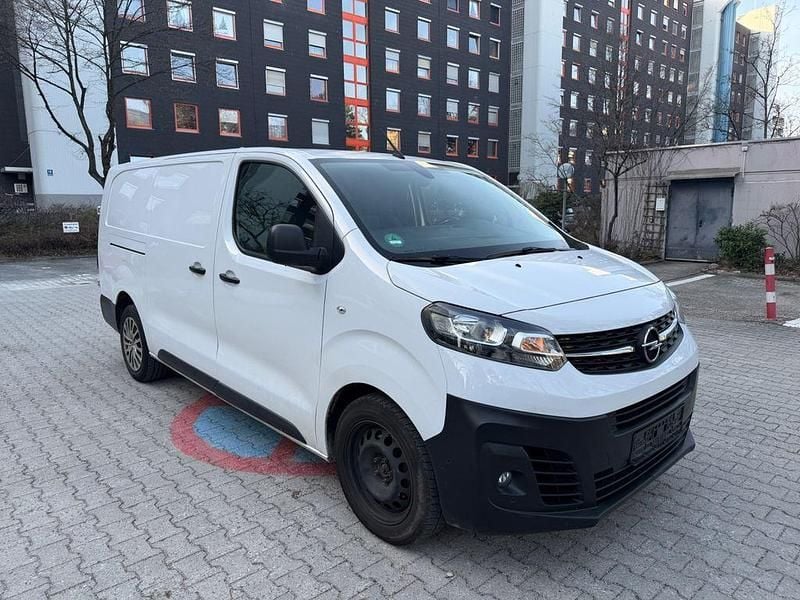 Gebraucht Opel Vivaro 144 PS (105 kW) 2023 Weiß Van / Kleinbus
