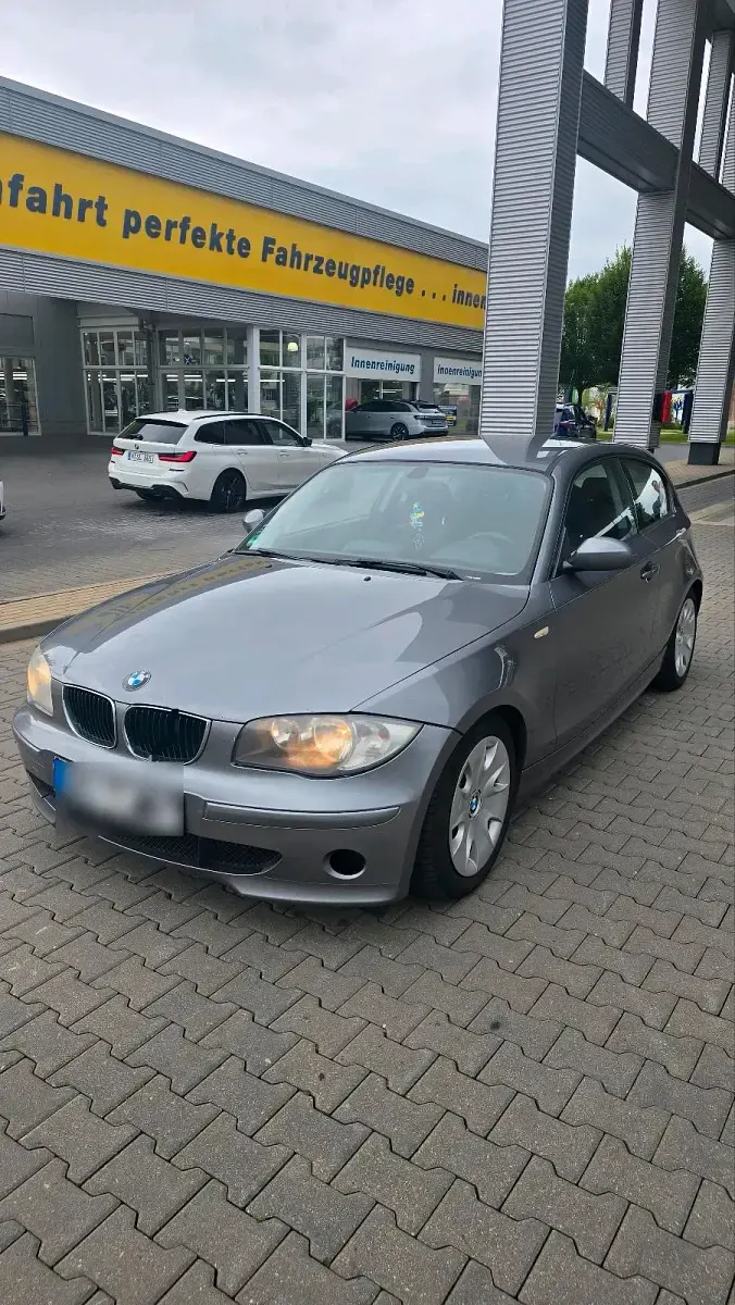 Gebraucht BMW 116 122 PS (89 kW) 2008 Grau Kleinwagen