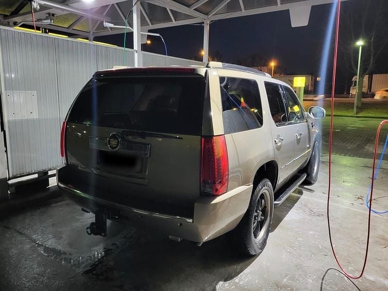 Gebraucht Cadillac Escalade 409 PS (300 kW) 2007 SUV