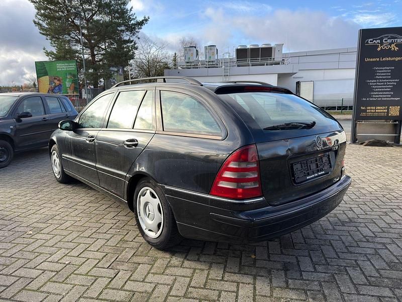 Gebraucht Mercedes C220 143 PS (105 kW) 2003 Schwarz Kombi
