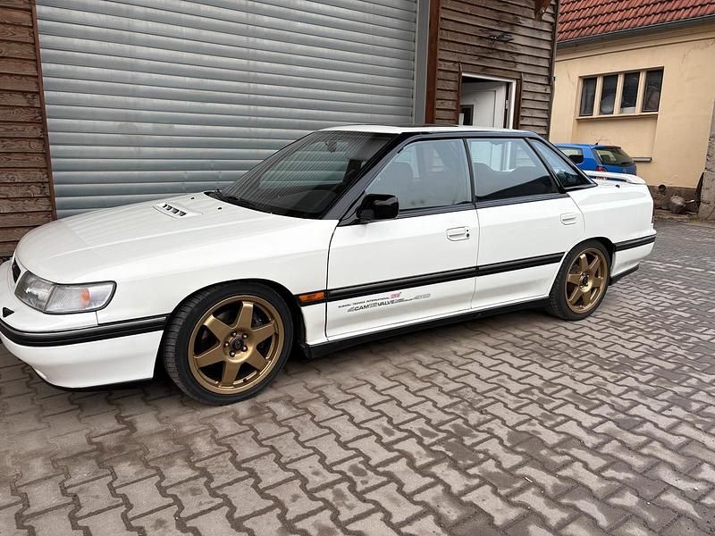 Weiß Gebraucht 1993 Subaru Legacy Limousine | 15.000 € - Bild 1/4