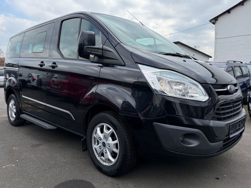 Gebraucht Ford Transit Titanium 155 PS (114 kW) 2014 Schwarz Kombi
