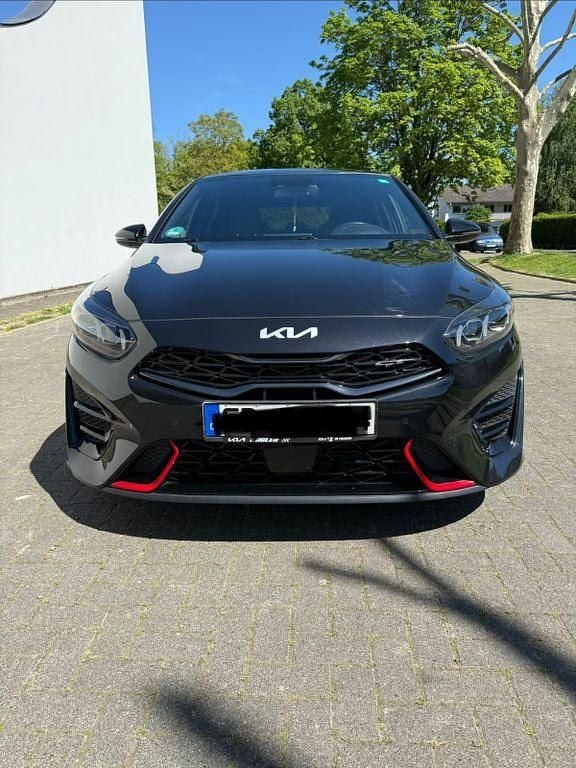 Schwarz Gebraucht 2022 Kia Ceed GT Limousine | 22.900 € (Guter Preis) - Bild 1/4