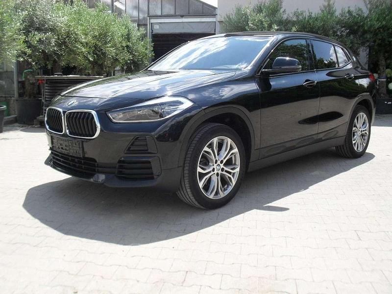 Black saphir metallic Gebraucht 2022 BMW X2 Advantage SUV | 24.900 € (Etwas zu teuer) - Bild 1/4