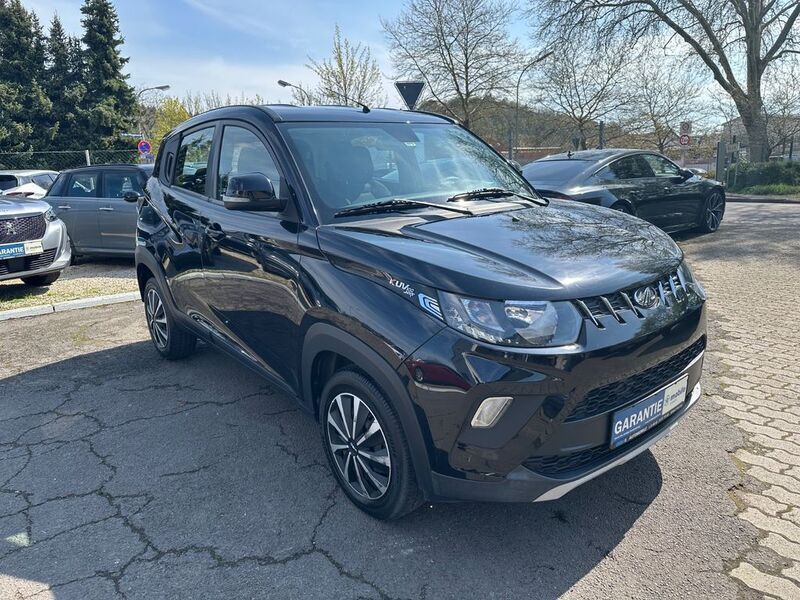 Gebraucht Mahindra KUV100 87 PS (63 kW) 2019 Schwarz SUV